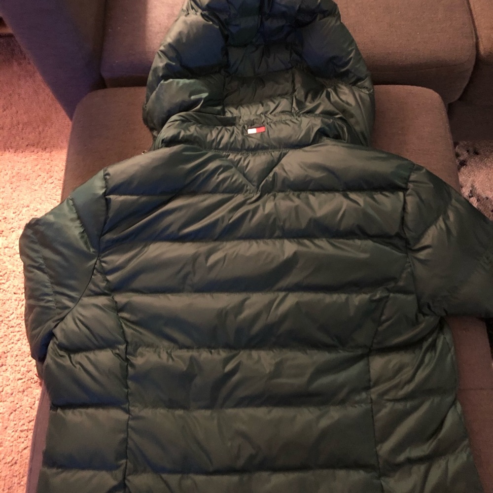 Tommy Hilfiger puffer jacket - Picture 6 of 7